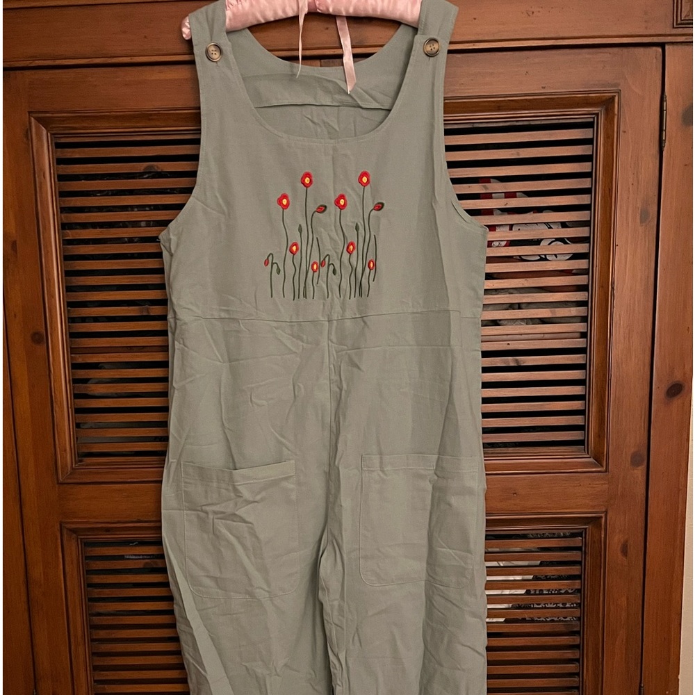 NEW GREEN LINEN ROMPER SIZE MEDIUM - Picture 8 of 9